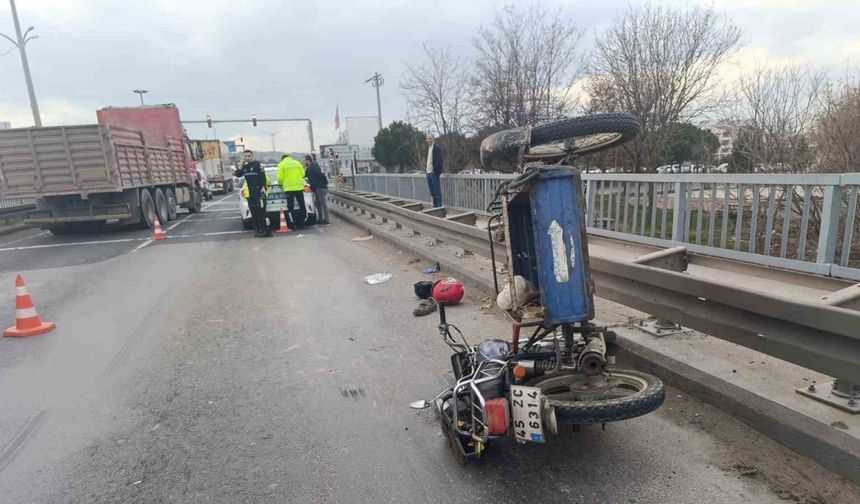 Manisa'da Motosiklet Kazası: Sürücü Ağır Yaralı