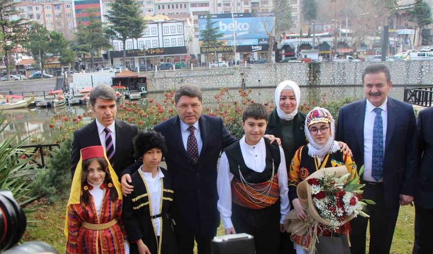 Adalet Bakanı Yılmaz Tunç, Amasya’da AK Parti Kongresi için Ziyarette Bulundu