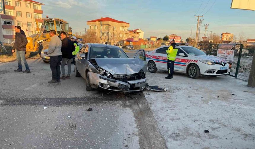 Kapaklı'da Korkunç Kaza Anı Kamerada! 1 Yaralı