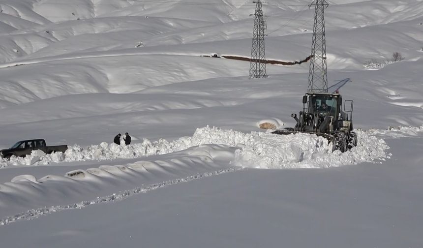 Muş’ta Kar ve Tipi Mağduriyeti Giderildi: Kapanan Köy Yolları Ulaşıma Açıldı