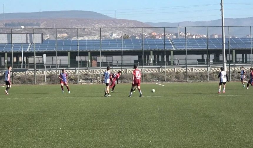 Sömestr Tatilinde Minik Futbolcular İçin Turnuva Düzenledi