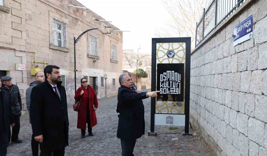 Talas’ta Türkçe Sokağı Projesi Hız Kazandı