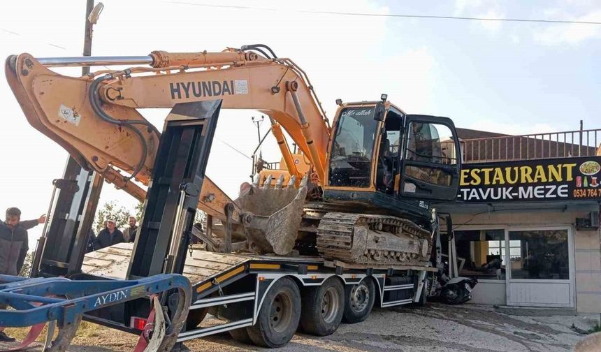 Hatay’da Freni Patlayan Tır İş Yerine Daldı: 1 Yaralı