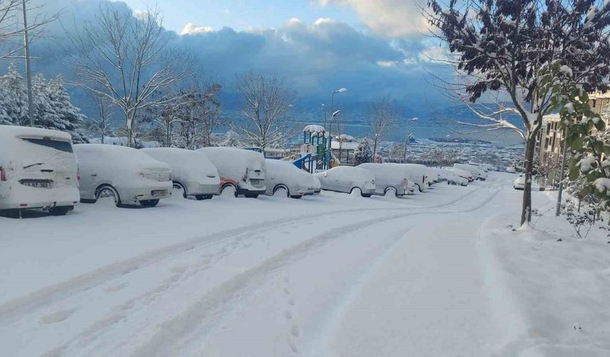 Kocaeli’de Kar Yağışı Nedeniyle Eğitime 2 Gün Ara Verildi