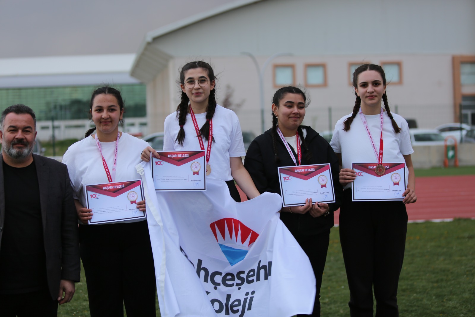 Bahçeşehir Kolejini Türkiye Şampiyonası’nda Zeynep Gençer Temsil Edecek (1)