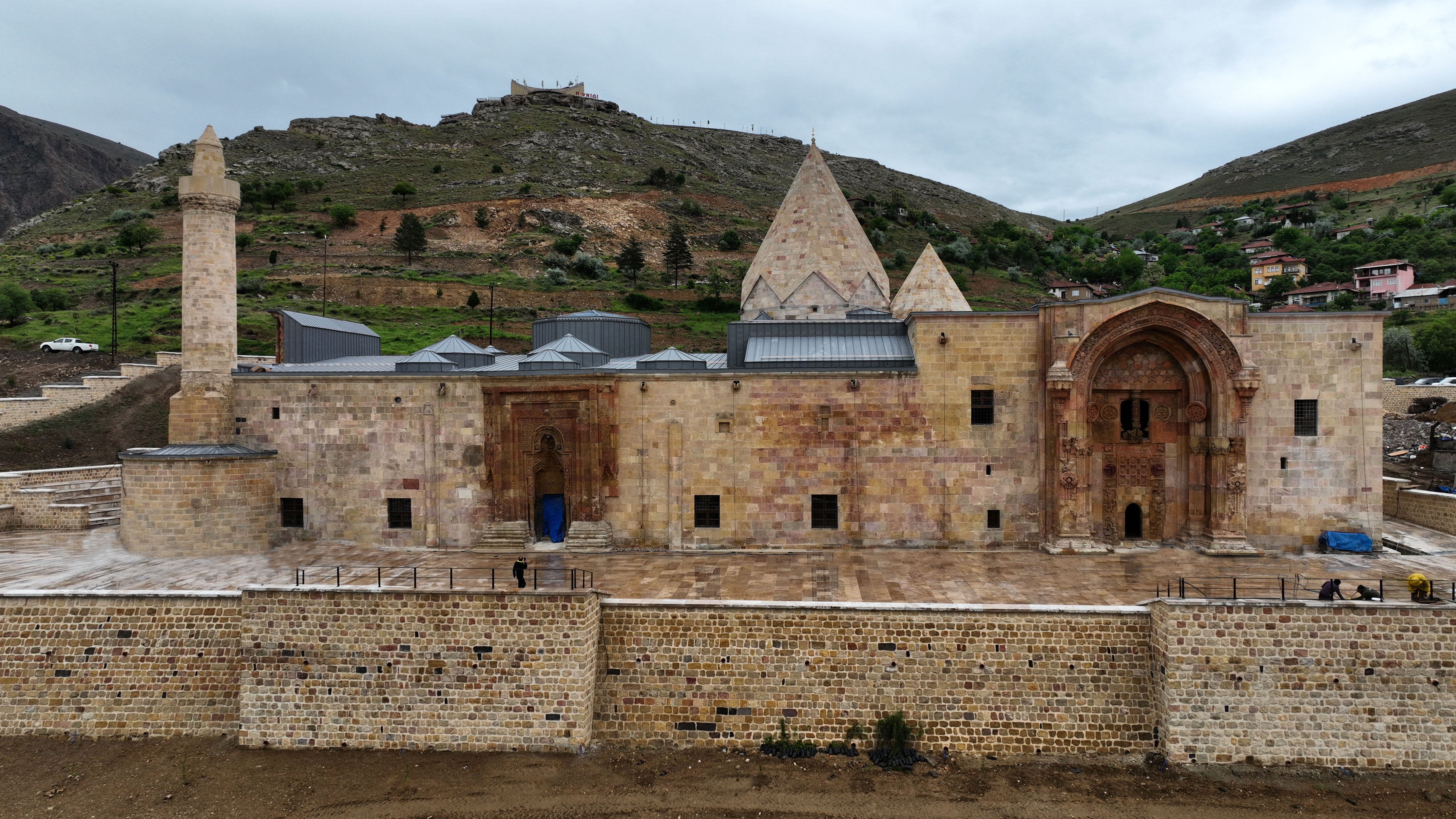 Divriği Ulu Camii Ve Darüşsifa’nın Açılışına Bakan Nezdinde Katılan Olacak Mı (7)