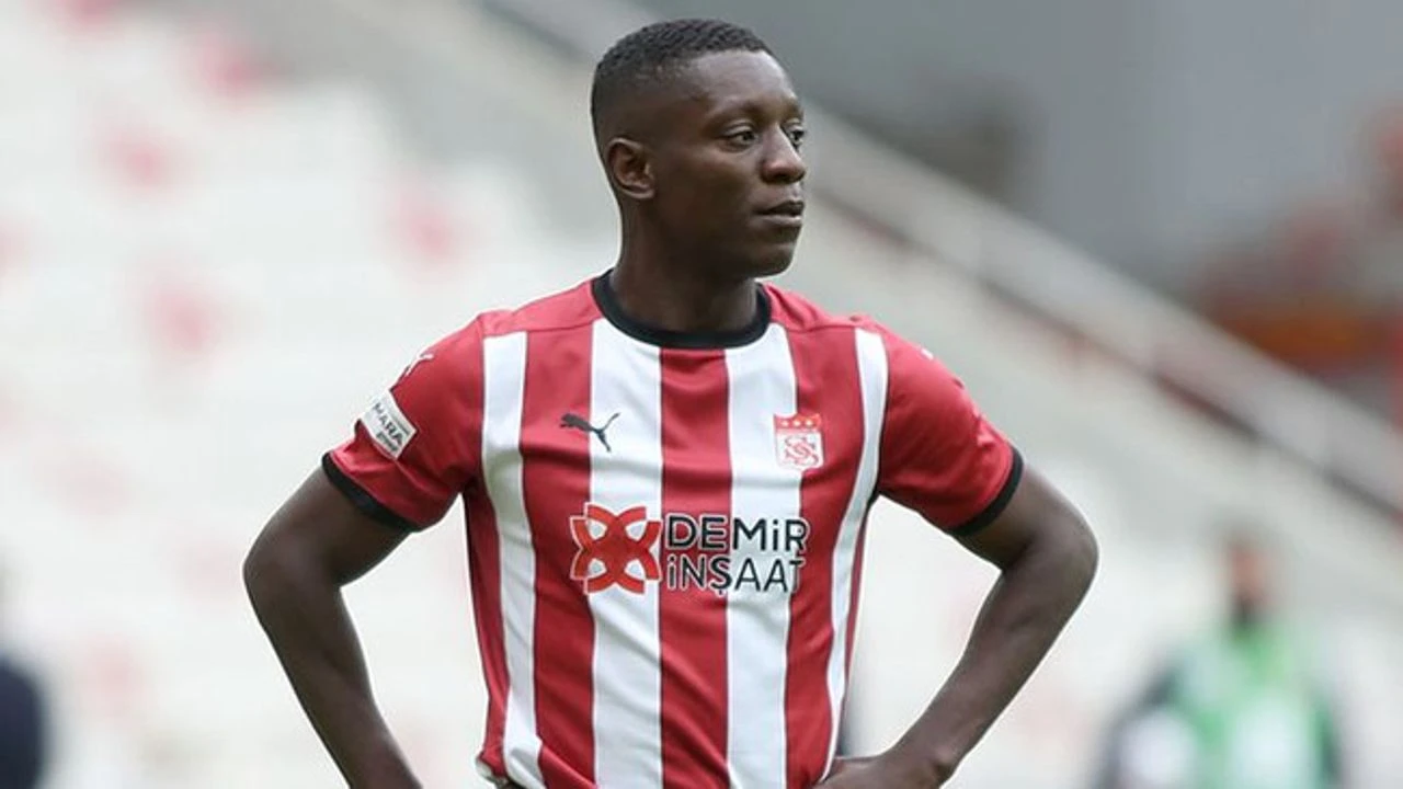 Max Gradel Gol Asist Sayilarinda Cift Hanelere Ulasan Ilk Oyuncu Cr Heqoay Xg