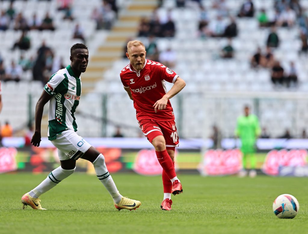 Si̇vasspor Deplasmanda 4 Puan Topladi 1