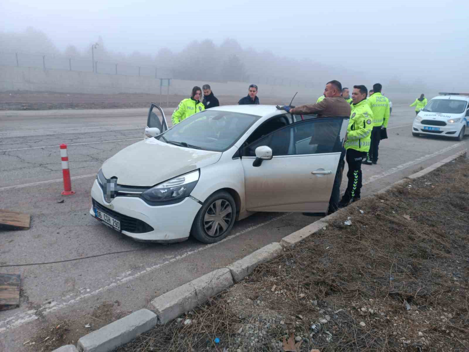 Ankara Elmadagda Polis Kontrol Noktasindan Kacan Surucu Yakalandi-1