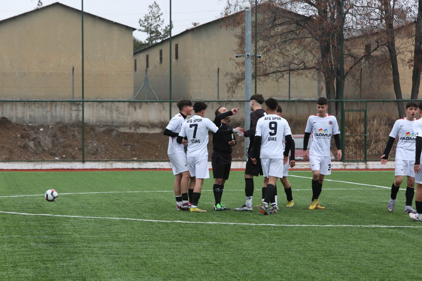 Sivasta Futbol Faciasi U16 Maci Uzucu Bir Sonla Bitti 5